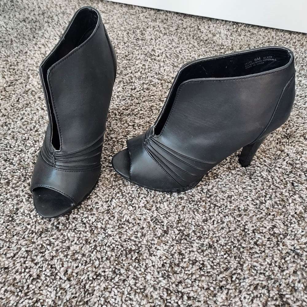 Maurice women's high heals